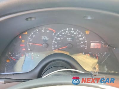 Zdjęcie 9 z 12 samochodu: 2002 CHEVROLET CAMARO VIN:2G1FP22K622116703 - miniatura