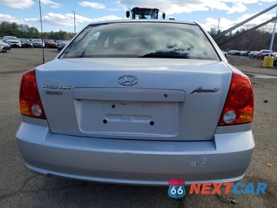 Zdjęcie 6 z 11 samochodu: 2005 HYUNDAI ACCENT GLS VIN:KMHCG45CX5U598645 - miniatura
