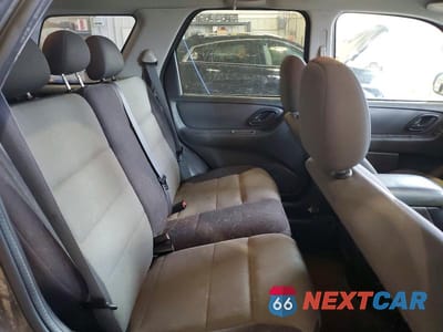 Zdjęcie 11 z 13 samochodu: 2006 FORD ESCAPE XLT VIN:1FMYU02Z97KA43118 - miniatura