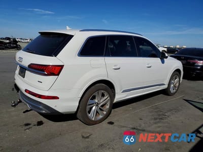 Trzecie zdjęcie samochodu z tyłu: 2021 AUDI Q7 PREMIUM VIN:WA1AJAF70MD030250 - miniatura