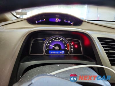 Zdjęcie 9 z 11 samochodu: 2006 HONDA CIVIC LX VIN:1HGFA16526L048091 - miniatura