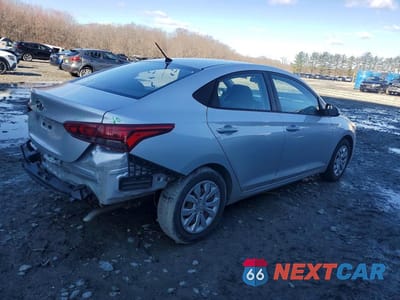 Trzecie zdjęcie samochodu z tyłu: 2020 HYUNDAI ACCENT SE VIN:3KPC24A6XLE114214 - miniatura