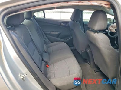 Zdjęcie 10 z 12 samochodu: 2019 CHEVROLET CRUZE LS VIN:1G1BC5SMXK7151847 - miniatura