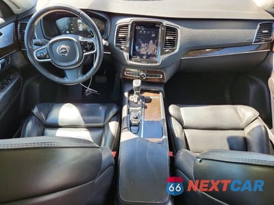 Zdjęcie 8 z 14 samochodu: 2017 VOLVO XC90 T6 VIN:YV4A22PK9H1123963 - miniatura