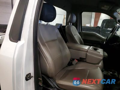 Zdjęcie 10 z 12 samochodu: 2017 FORD F150 VIN:1FTMF1C84HFC91862 - miniatura