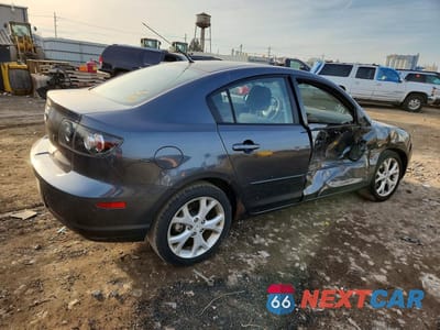 Trzecie zdjęcie samochodu z tyłu: 2008 MAZDA 3 I VIN:JM1BK32F281184188 - miniatura