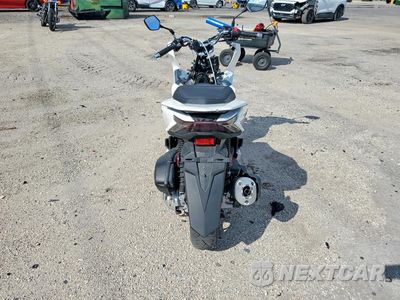 Czwarte zdjęcie samochodu z boku: 2022 HONDA WW150 A VIN:RLHKF4716NY100576 - miniatura