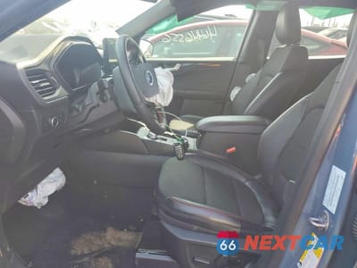 Zdjęcie 7 z 12 samochodu: 2025 FORD ESCAPE ST LINE VIN:1FMCU9MN6SUA19297 - miniatura