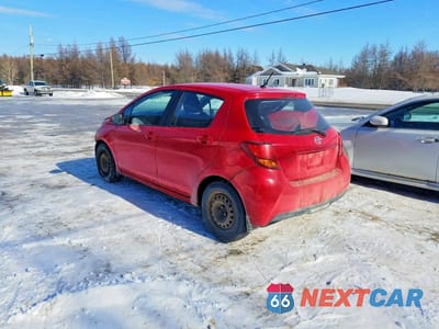 Drugie zdjęcie samochodu z przodu: 2017 TOYOTA YARIS 5-DOOR L VIN:VNKKTUD30HA081509 - miniatura