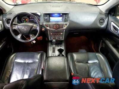 Zdjęcie 8 z 13 samochodu: 2017 NISSAN PATHFINDER SL VIN:5N1DR2MMXHC627214 - miniatura