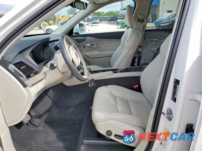 Zdjęcie 7 z 14 samochodu: 2024 VOLVO XC90 PLUS VIN:YV4062PE4R1173634 - miniatura