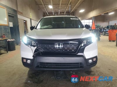 Piąte zdjęcie samochodu w środku: 2021 HONDA PASSPORT SPORT VIN:5FNYF8H25MB004297 - miniatura