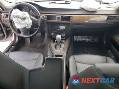 Zdjęcie 8 z 11 samochodu: 2009 BMW 328 I VIN:WBAPH77529NM27503 - miniatura