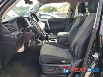 Zdjęcie 7 z 13 samochodu: 2015 TOYOTA 4RUNNER SR5 VIN:JTEBU5JR6F5240930 - miniatura