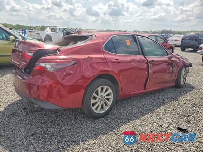Trzecie zdjęcie samochodu z tyłu: 2021 TOYOTA CAMRY LE VIN:4T1C11AK6MU421859 - miniatura