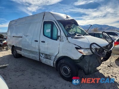 Czwarte zdjęcie samochodu z boku: 2021 MERCEDES-BENZ SPRINTER 2500 VIN:W1W40CHY9MT052703 - miniatura