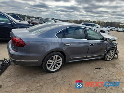 Trzecie zdjęcie samochodu z tyłu: 2017 VOLKSWAGEN PASSAT SEL PREMIUM VIN:1VWCT7A32HC018108 - miniatura
