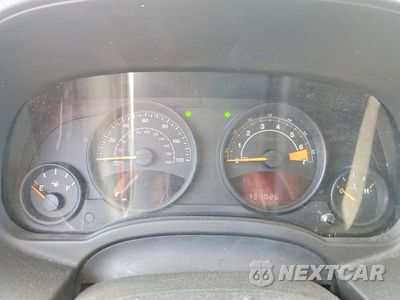Zdjęcie 17 z 28 samochodu: 2016 JEEP COMPASS SPORT VIN:1C4NJCBA1GD743442 - miniatura