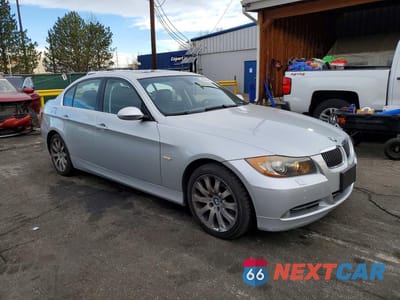 Czwarte zdjęcie samochodu z boku: 2006 BMW 330 I VIN:WBAVB335X6PS06318 - miniatura