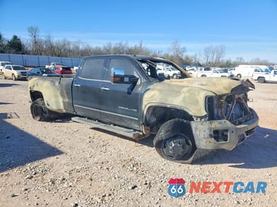 Czwarte zdjęcie samochodu z boku: 2019 GMC SIERRA K3500 DENALI VIN:1GT42WEY5KF222613 - miniatura