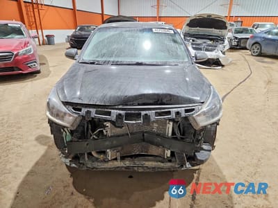 Piąte zdjęcie samochodu w środku: 2022 KIA RIO 5-DOOR S VIN:3KPA25AD8NE486097 - miniatura