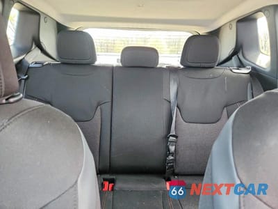 Zdjęcie 10 z 13 samochodu: 2016 JEEP RENEGADE LATITUDE VIN:ZACCJBBT7GPD38819 - miniatura