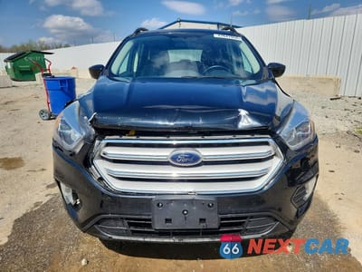 Piąte zdjęcie samochodu w środku: 2018 FORD ESCAPE SEL VIN:1FMCU0HD1JUB59754 - miniatura