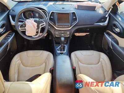 Zdjęcie 8 z 12 samochodu: 2017 JEEP CHEROKEE LIMITED VIN:1C4PJLDS0HW644177 - miniatura