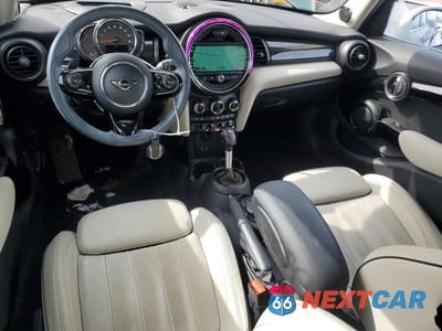Zdjęcie 8 z 11 samochodu: 2019 MINI COOPER S VIN:WMWXU3C58K2H87802 - miniatura