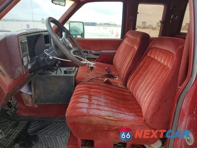 Zdjęcie 7 z 12 samochodu: 1991 CHEVROLET GMT-400 C1500 VIN:2GCEC19K5M1174082 - miniatura