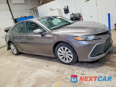 Czwarte zdjęcie samochodu z boku: 2024 TOYOTA CAMRY LE VIN:4T1R11AK4RU918362 - miniatura