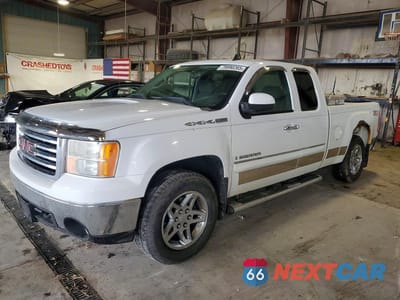 2008 GMC SIERRA K1500 2GTEK190781273266 - główne zdjęcie licytacji z USA - miniatura