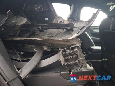 Zdjęcie 11 z 13 samochodu: 2022 VOLVO XC40 P8 RECHARGE ULTIMATE VIN:YV4ED3UB2N2678197 - miniatura