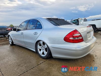 Drugie zdjęcie samochodu z przodu: 2005 MERCEDES-BENZ E 500 VIN:WDBUF70J65A649514 - miniatura