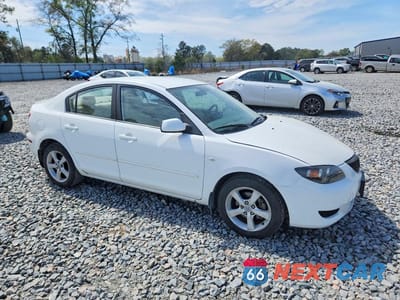Czwarte zdjęcie samochodu z boku: 2005 MAZDA 3 I VIN:JM1BK12F451309563 - miniatura