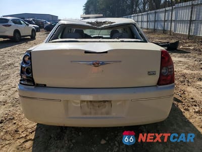 Zdjęcie 6 z 12 samochodu: 2008 CHRYSLER 300 TOURING VIN:2C3LA53GX8H223738 - miniatura