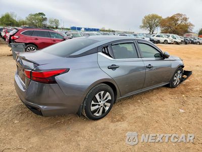 Trzecie zdjęcie samochodu z tyłu: 2020 NISSAN ALTIMA 2.5 S VIN:1N4BL4BVXLC239998 - miniatura