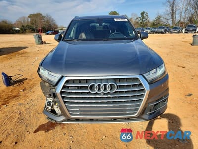 Piąte zdjęcie samochodu w środku: 2017 AUDI Q7 PRESTIGE VIN:WA1VAAF73HD057563 - miniatura