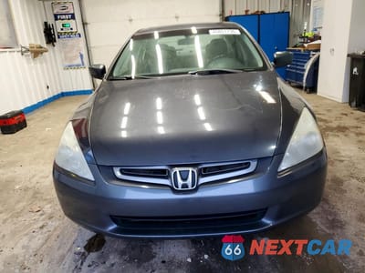 Piąte zdjęcie samochodu w środku: 2004 HONDA ACCORD EX VIN:1HGCM66554A077634 - miniatura