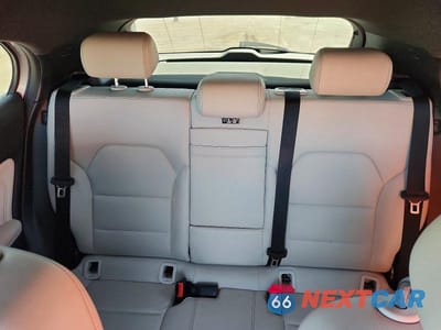 Zdjęcie 10 z 13 samochodu: 2016 MERCEDES-BENZ GLA 250 VIN:WDCTG4EB3GJ262183 - miniatura