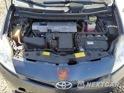 Zdjęcie 11 z 13 samochodu: 2013 TOYOTA PRIUS TWO VIN:JTDKN3DU8D1623715 - miniatura