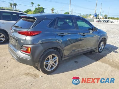 Trzecie zdjęcie samochodu z tyłu: 2021 HYUNDAI KONA SE VIN:KM8K1CAA9MU692218 - miniatura