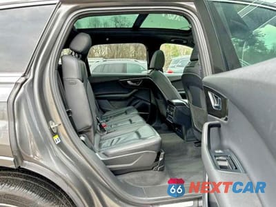 Zdjęcie 9 z 10 samochodu: 2022 AUDI Q7 PREMIUM PLUS VIN:WA1LXBF7XND016550 - miniatura