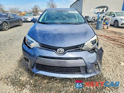 Piąte zdjęcie samochodu w środku: 2016 TOYOTA COROLLA LE VIN:5YFBURHE9GP533224 - miniatura