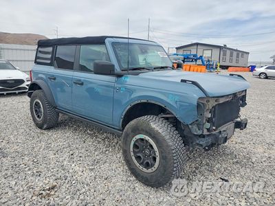 Czwarte zdjęcie samochodu z boku: 2022 FORD BRONCO BASE VIN:1FMEE5DP7NLB66156 - miniatura