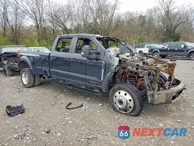 Czwarte zdjęcie samochodu z boku: 2023 FORD F450 SUPER DUTY VIN:1FT8W4DT5PEC15769 - miniatura