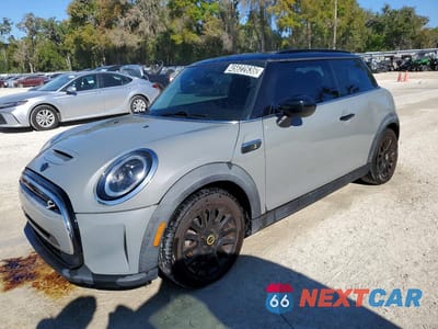 2022 MINI COOPER SE WMW13DJ08N2P96068 - główne zdjęcie licytacji z USA - miniatura