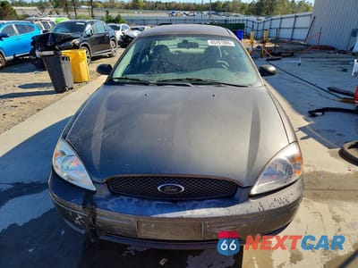 Piąte zdjęcie samochodu w środku: 2005 FORD TAURUS SE VIN:1FAHP53225A187659 - miniatura