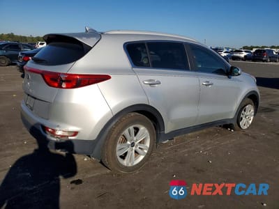 Trzecie zdjęcie samochodu z tyłu: 2019 KIA SPORTAGE LX VIN:KNDPM3AC3K7530938 - miniatura