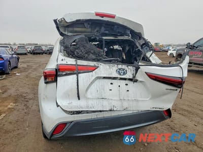 Zdjęcie 6 z 12 samochodu: 2022 TOYOTA HIGHLANDER HYBRID LIMITED VIN:5TDYARAH5NS512947 - miniatura